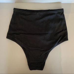 💕American Apparel bikini bottoms